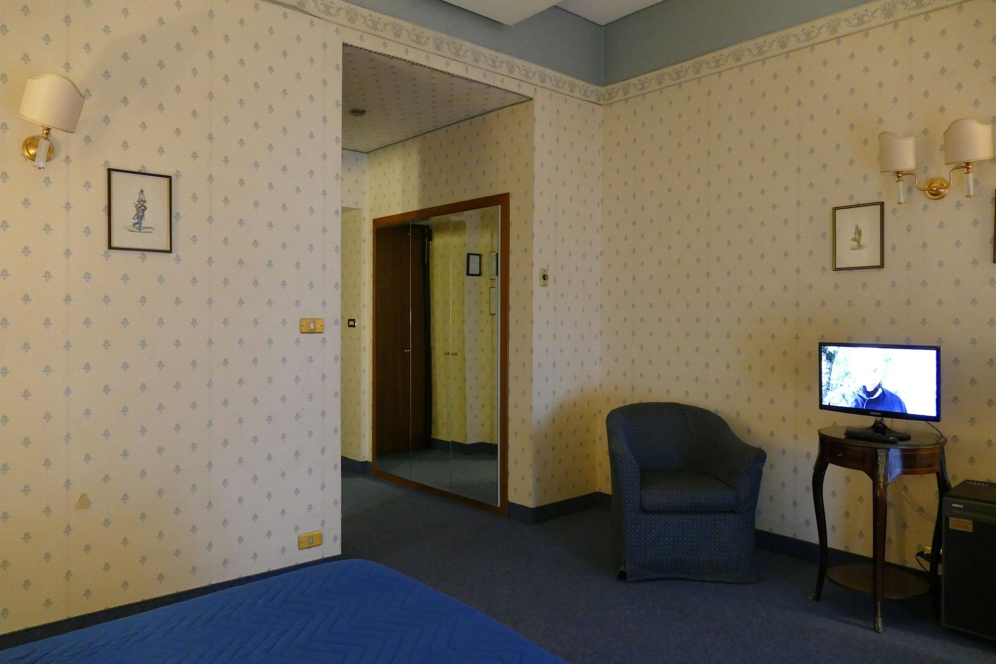 Hotel Nuovo Rebecchino Napoli Esterno foto