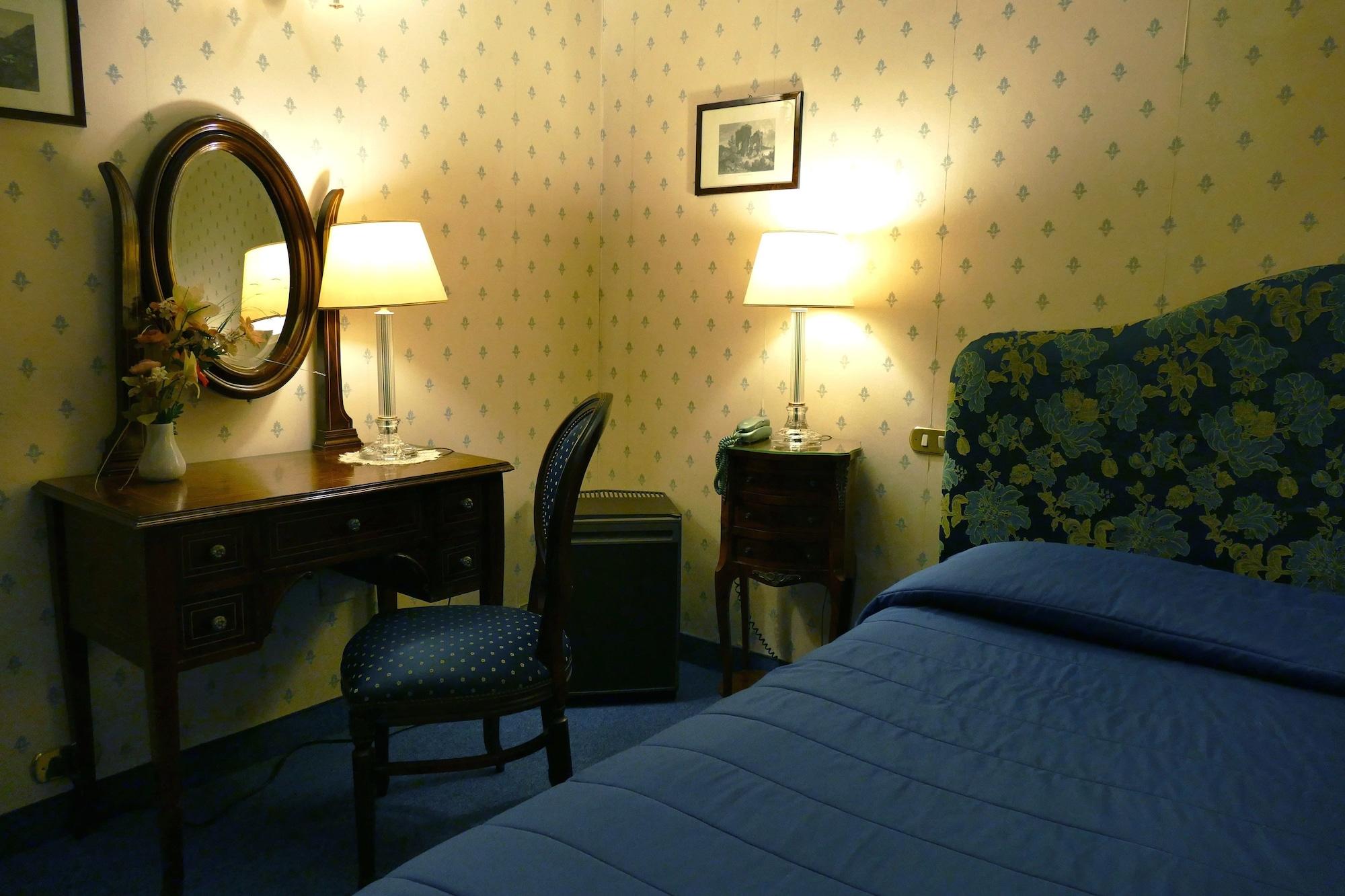Hotel Nuovo Rebecchino Napoli Esterno foto