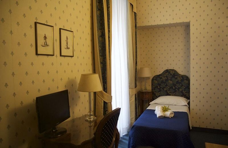 Hotel Nuovo Rebecchino Napoli Esterno foto