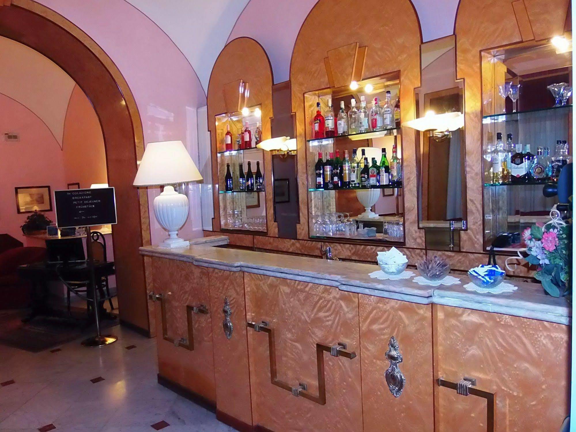 Hotel Nuovo Rebecchino Napoli Esterno foto