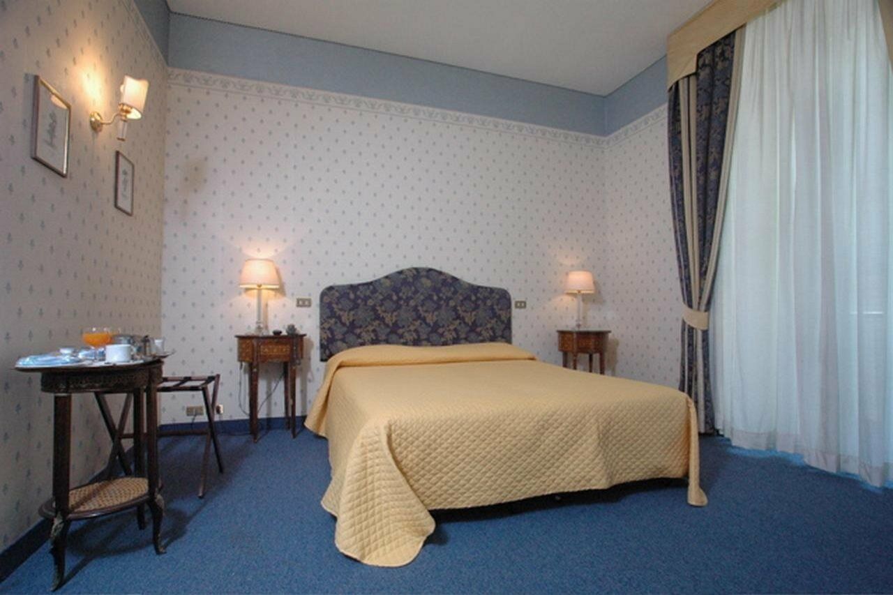 Hotel Nuovo Rebecchino Napoli Esterno foto